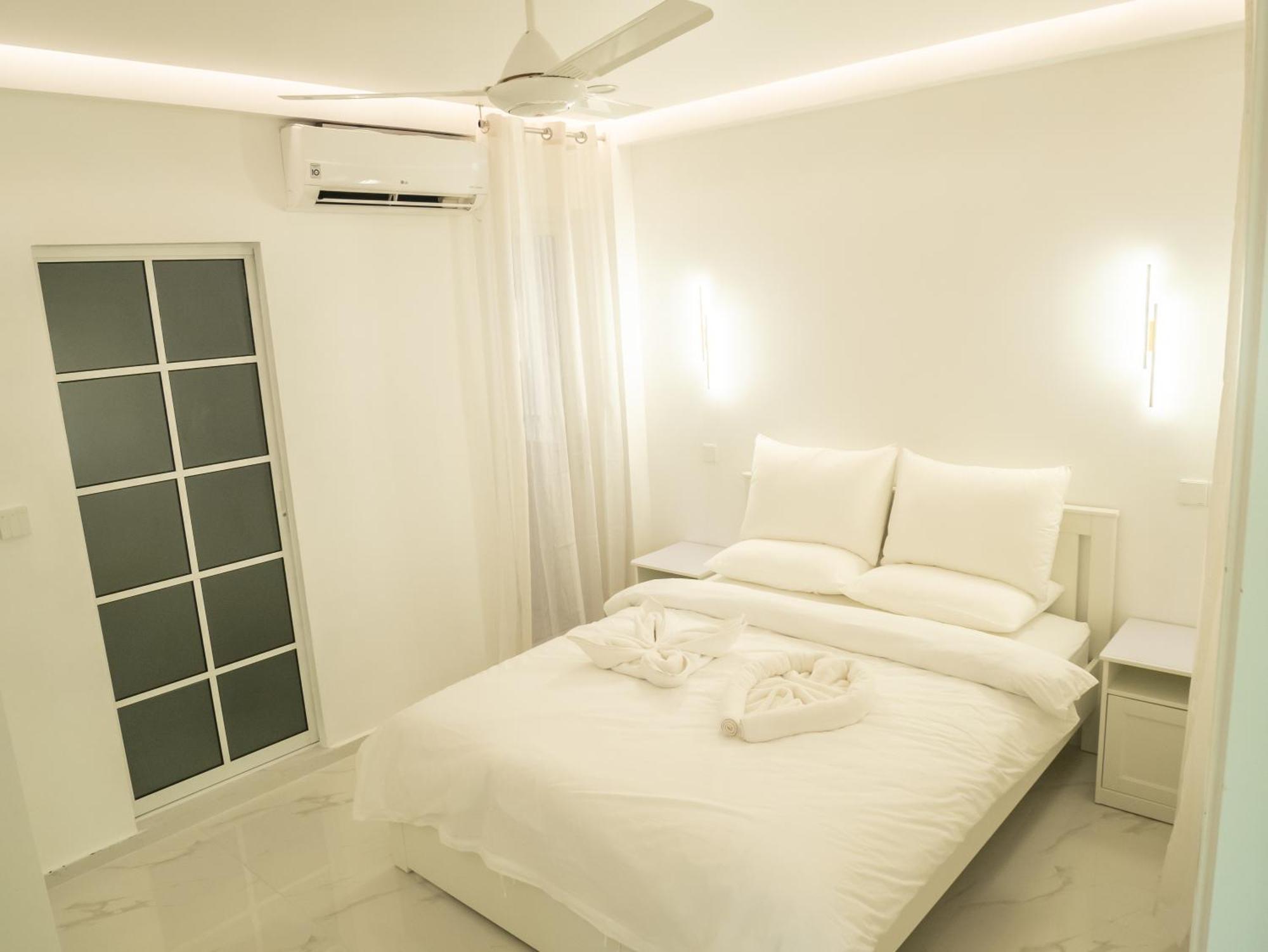 Beachfront Apartment Malé Buitenkant foto